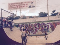 Praça na Penha recebe pista de skate e aparelhos de ginástica